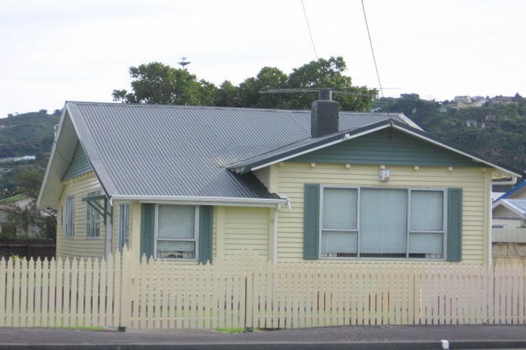 Photo of property in 7 East Grove, Alicetown, Lower Hutt, 5010