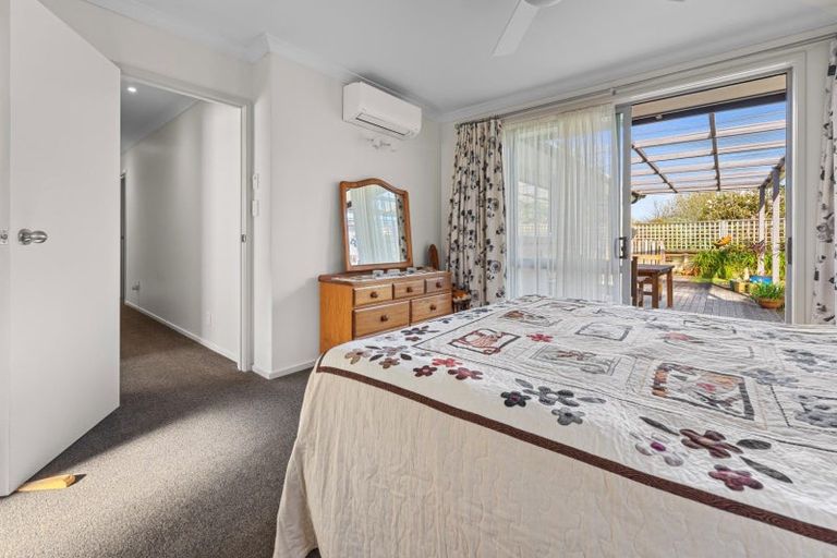 Photo of property in 5 Olive Close, Omokoroa, 3114