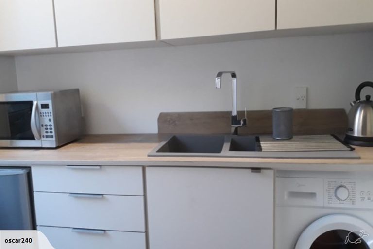 Photo of property in 3 Plumwood Lane, Cashmere, Christchurch, 8022