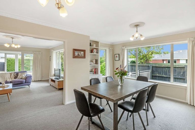 Photo of property in 1 Sevenoaks Drive, Bryndwr, Christchurch, 8053