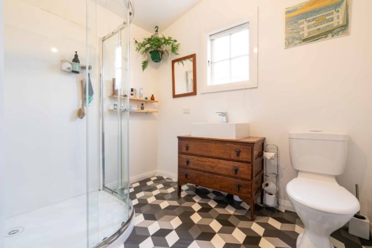 Photo of property in 20 Manuka Street, Ravensbourne, Dunedin, 9022