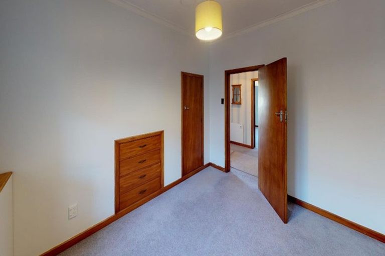 Photo of property in 261 Victoria Avenue, Hokowhitu, Palmerston North, 4410