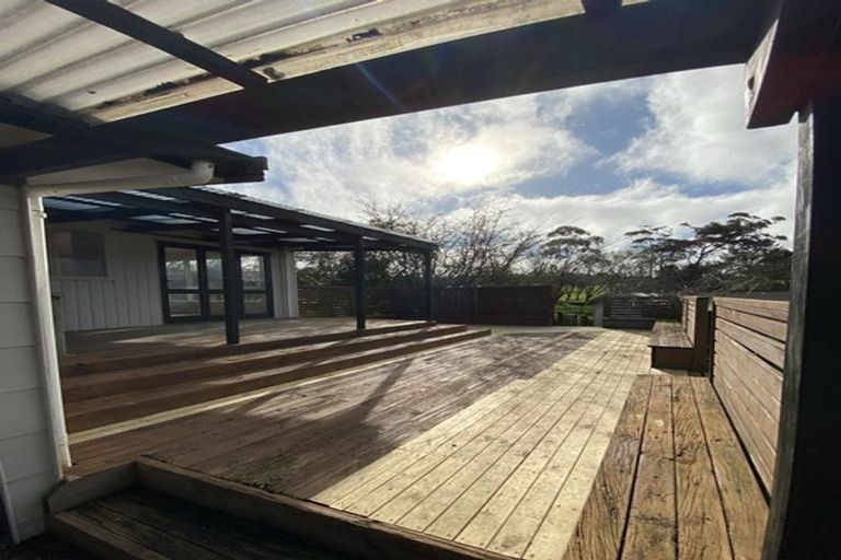 Photo of property in 1158 State Highway 16, Waimauku, 0883