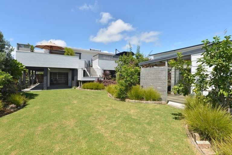 Photo of property in 79 Ruakaka Beach Road, Ruakaka, 0116