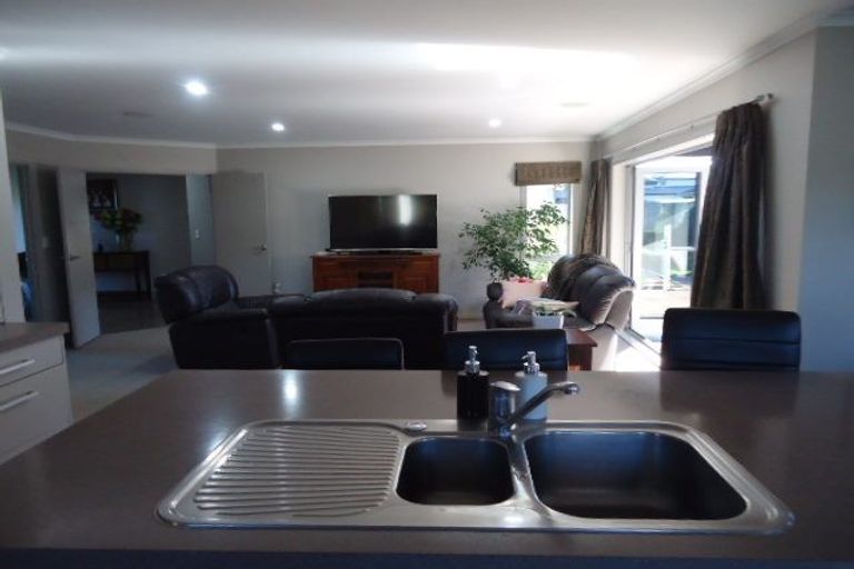 Photo of property in 22 Moonlight Drive, Rototuna North, Hamilton, 3210