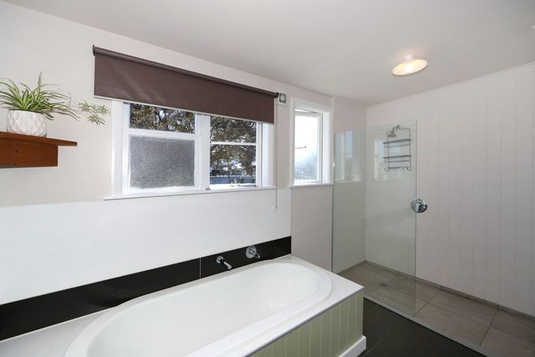 Photo of property in 505 Awatea Street, Akina, Hastings, 4122