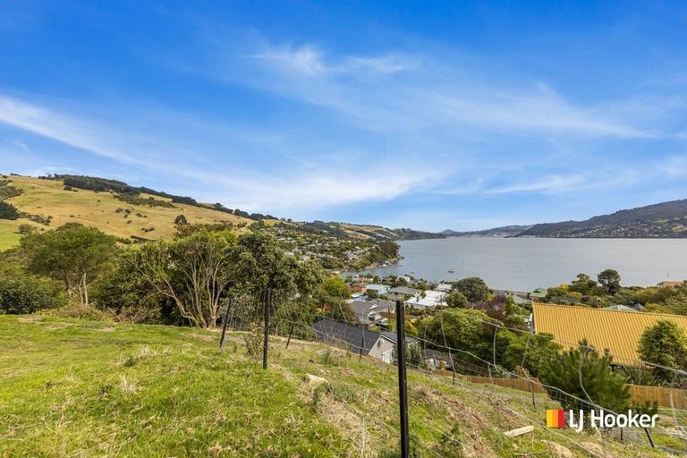 Photo of property in 51 Wharfdale Street, Macandrew Bay, Dunedin, 9014