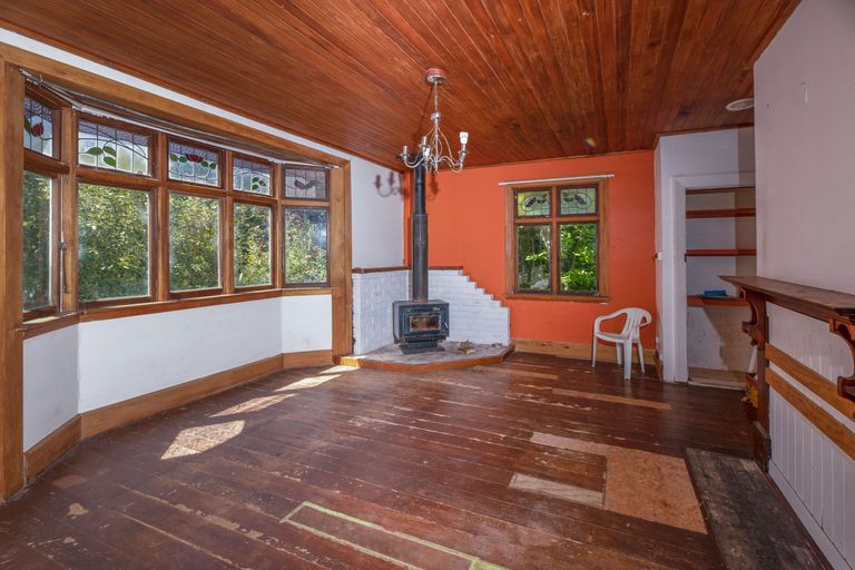 Photo of property in 45 Whites Road, Little River, 7591