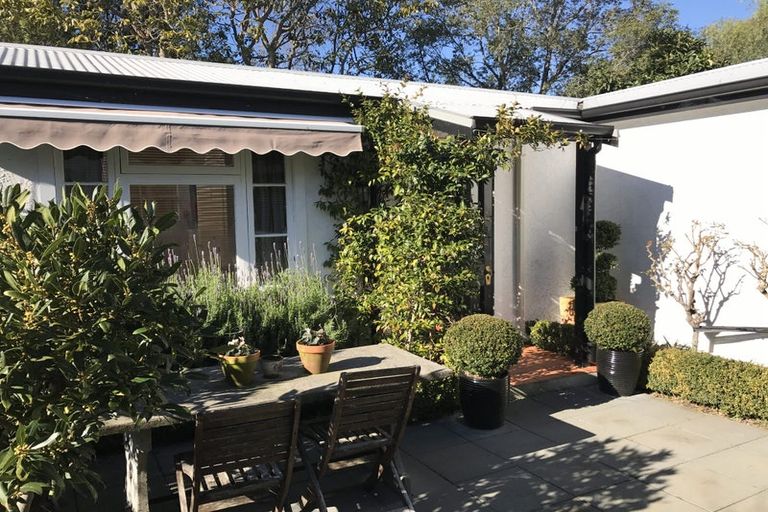 Photo of property in 12 Tainui Drive, Havelock North, 4130