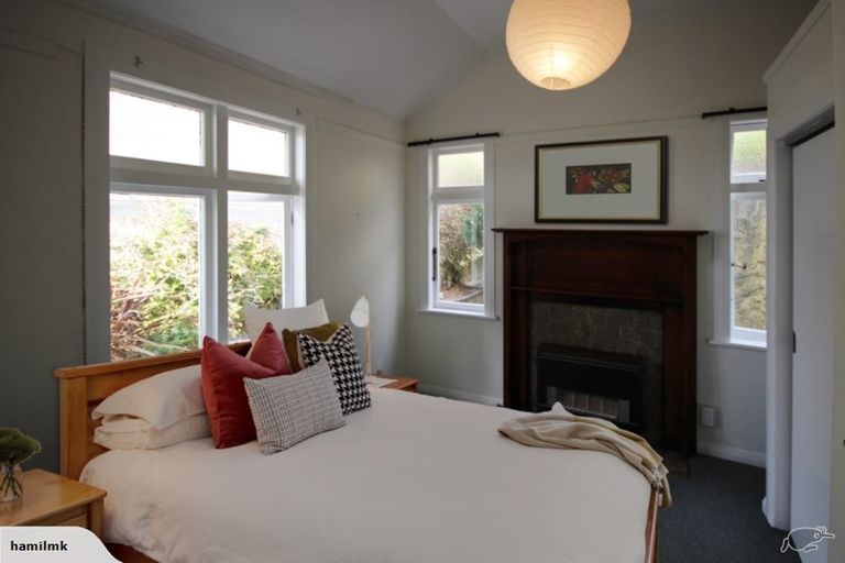 Photo of property in 37 Maida Vale Road, Roseneath, Wellington, 6011