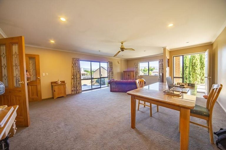 Photo of property in 14 Walnut Grove, Alexandra, 9320