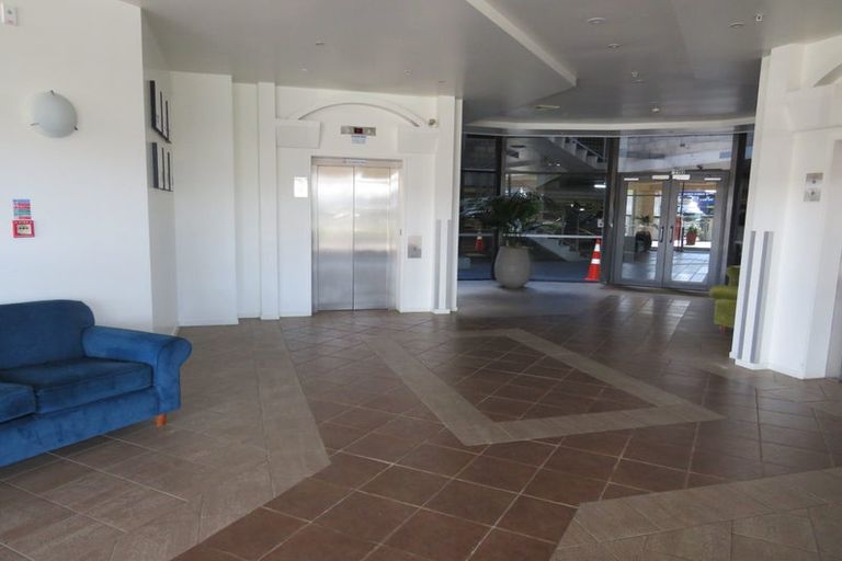 Photo of property in The Rennaissance, 6c/18 Ronwood Avenue, Manukau, Auckland, 2104