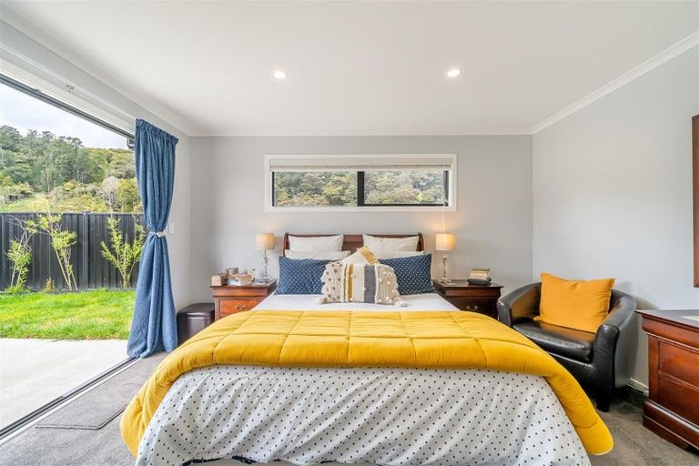 Photo of property in 12 Fenwick Crescent, Wallaceville, Upper Hutt, 5018