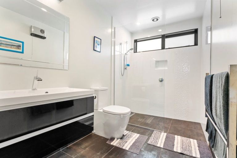 Photo of property in 9 Utopia Park Heights, Welcome Bay, Tauranga, 3112