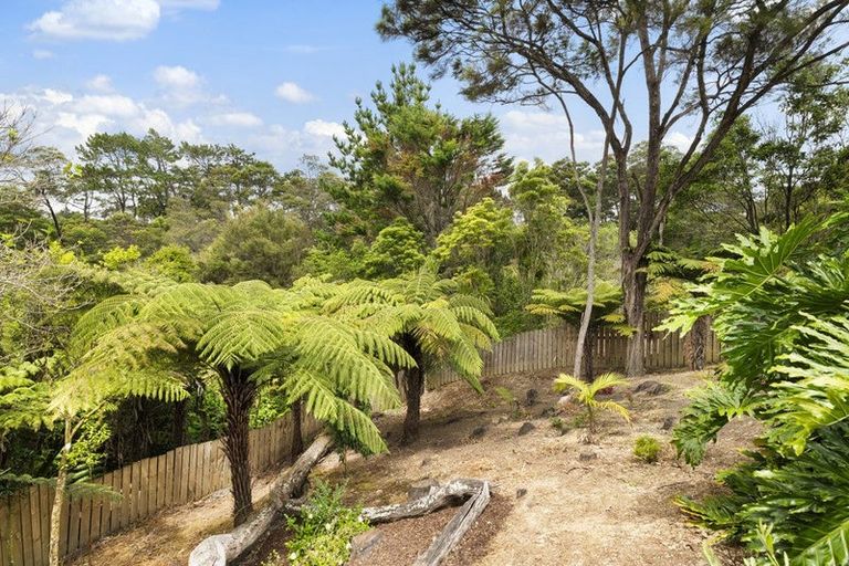 Photo of property in 28 Durbin Court, Greenhithe, Auckland, 0632