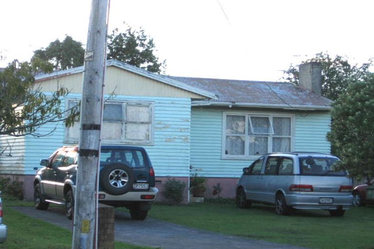 Photo of property in 34 Hepburn Road, Glendene, Auckland, 0602