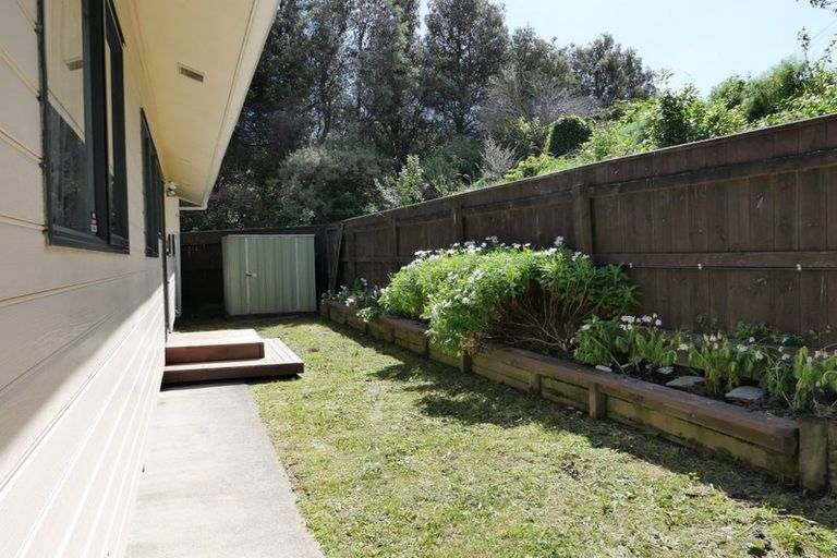 Photo of property in 42 Champion Street, Ranui, Porirua, 5024