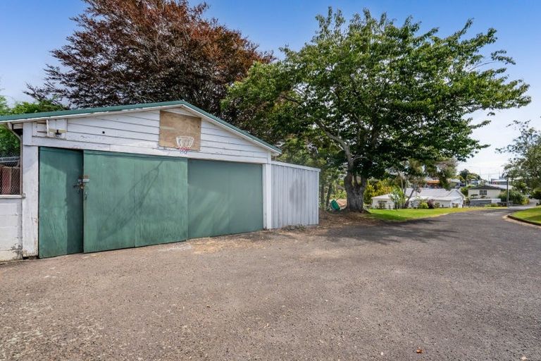 Photo of property in 14 Ngapapa Street, Urenui, 4375