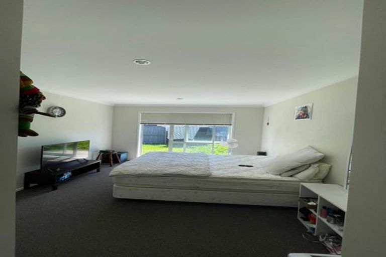 Photo of property in 9 Yatterina Avenue, Takanini, 2112