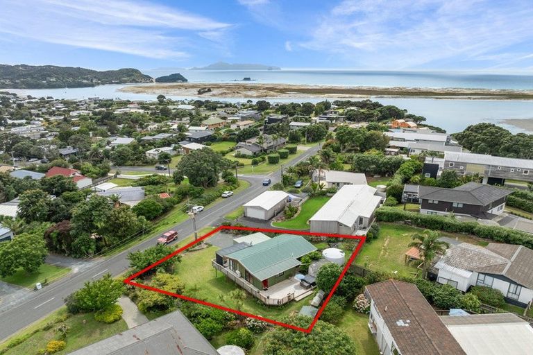 Photo of property in 12 Findlay Street, Mangawhai Heads, Mangawhai, 0505