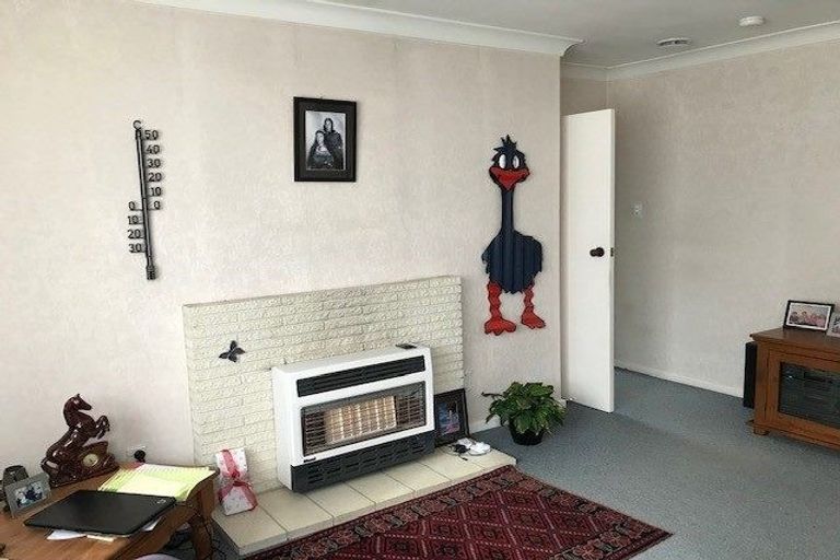 Photo of property in 14 Barton Grove, Naenae, Lower Hutt, 5011