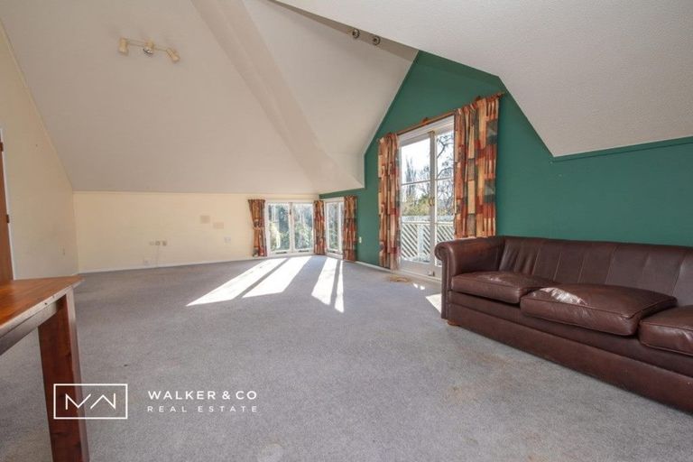 Photo of property in 152 Main Road, Wainuiomata, Lower Hutt, 5014