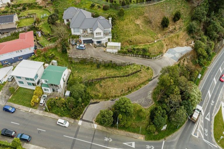 Photo of property in 101 Redwood Avenue, Tawa, Wellington, 5028