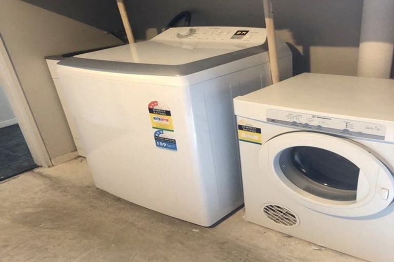 Photo of property in 30 Innisowen Place, Flat Bush, Auckland, 2019