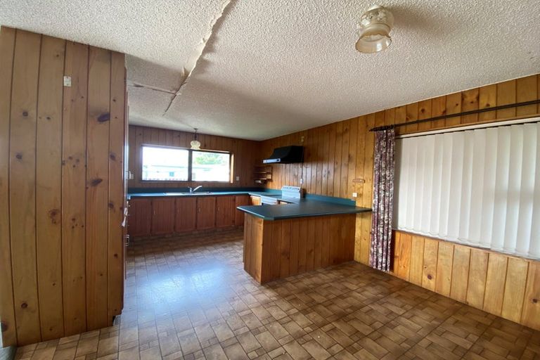 Photo of property in 9 Te Whena Place, Waitara, 4320