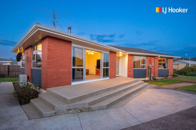 Photo of property in 38 Doon Street, Mosgiel, 9024