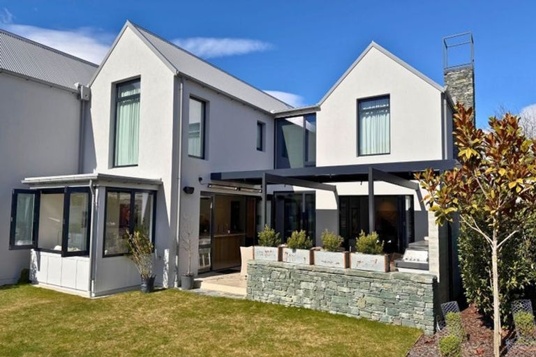 Photo of property in 31 Settlers Way, Arrowtown, 9371
