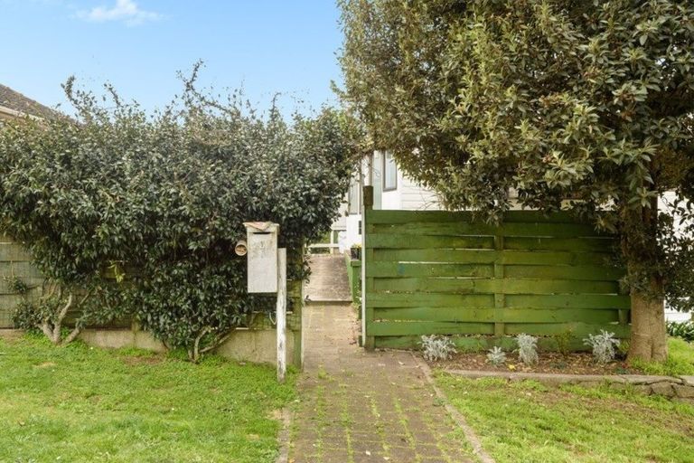 Photo of property in 1 Otawa Street, Te Puke, 3119