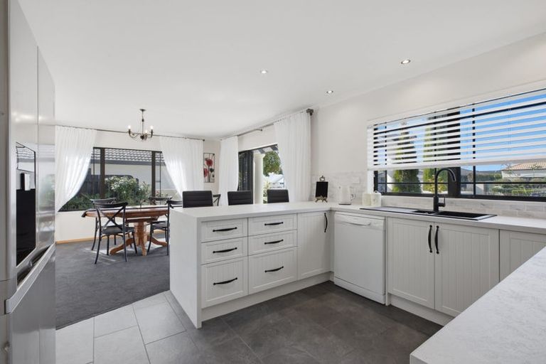Photo of property in 104 Palm Beach Boulevard, Papamoa Beach, Papamoa, 3118