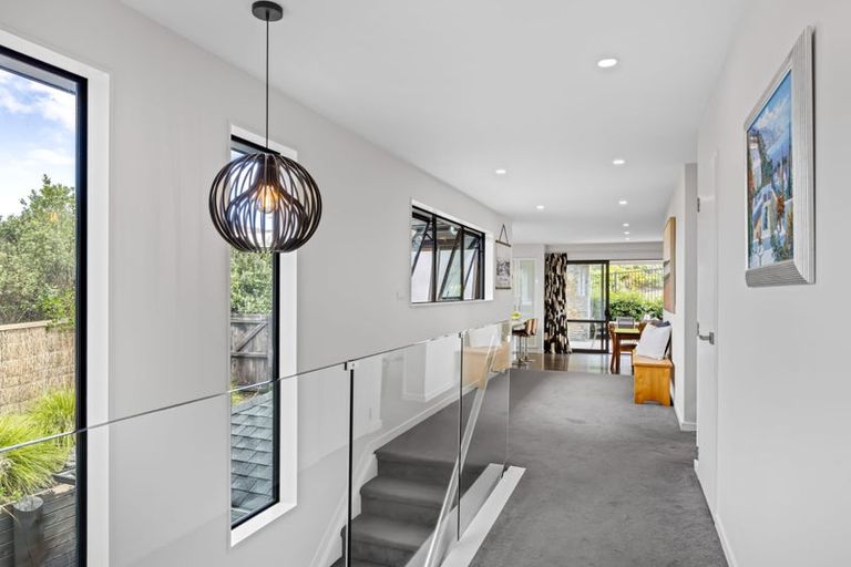 Photo of property in 15 Javelin Close, Gulf Harbour, Whangaparaoa, 0930