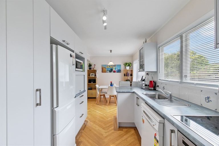 Photo of property in 164 Glendhu Road, Bayview, Auckland, 0629