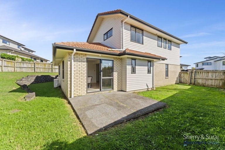 Photo of property in 85 Keri Vista Rise, Papakura, 2110
