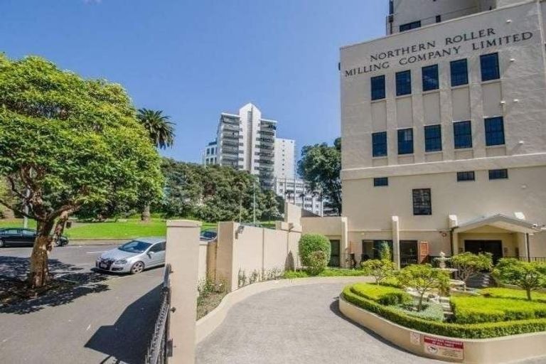 Photo of property in 2/218 Green Lane West, Epsom, Auckland, 1051