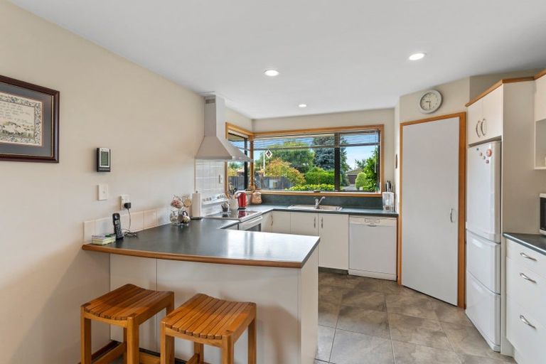 Photo of property in 21 Peebles Drive, Hei Hei, Christchurch, 8042