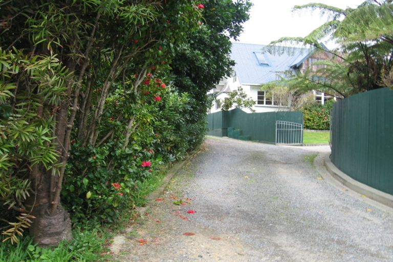 Photo of property in 24 Middleton Road, Johnsonville, Wellington, 6037
