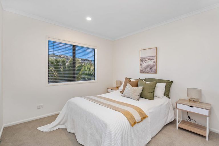 Photo of property in 11 Kihi Place, Ruakaka, 0116