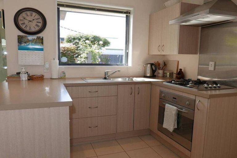 Photo of property in 3/16 Grassmere Street, Papanui, Christchurch, 8052