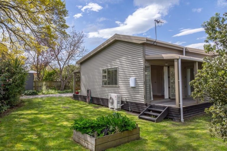 Photo of property in 32a Main Street, Hospital Hill, Napier, 4110