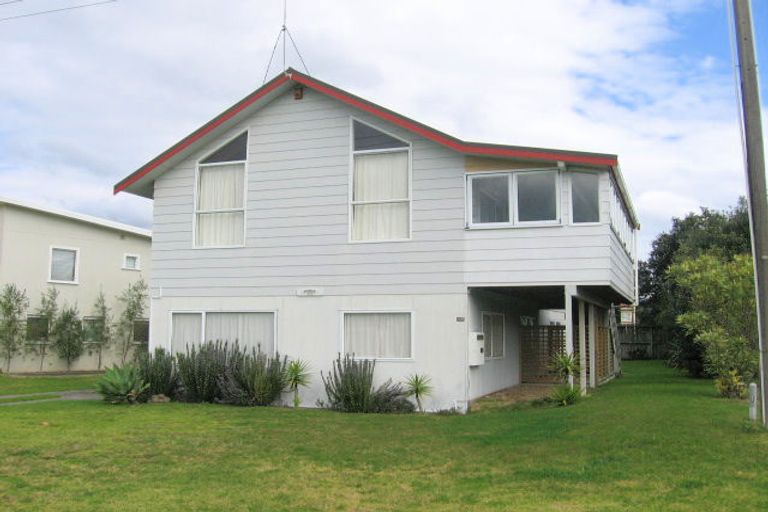 Photo of property in 105 Saint Patricks Row, Whangamata, 3620