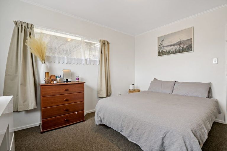 Photo of property in 30a Royton Avenue, Mangere East, Auckland, 2024