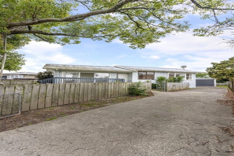 Photo of property in 36 Cargill Street, Papakura, 2110