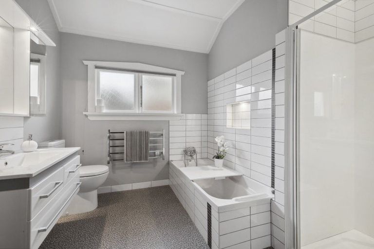 Photo of property in 2 Jubilee Street, Belleknowes, Dunedin, 9011