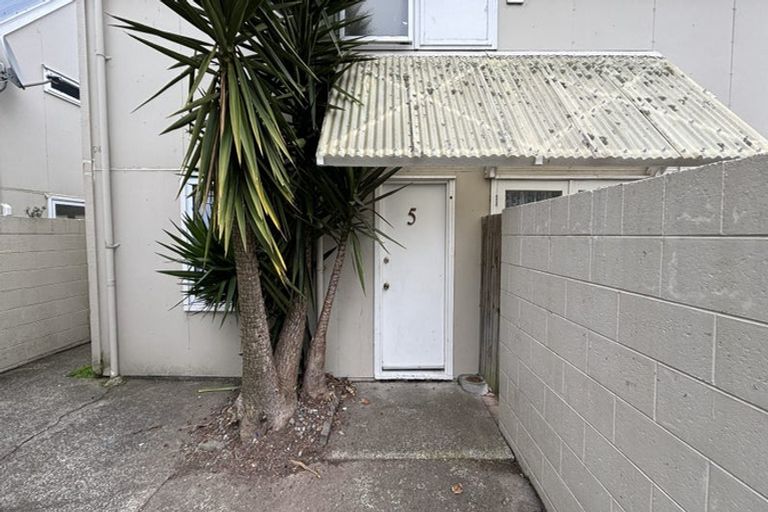 Photo of property in 5/118 Randwick Road, Moera, Lower Hutt, 5010