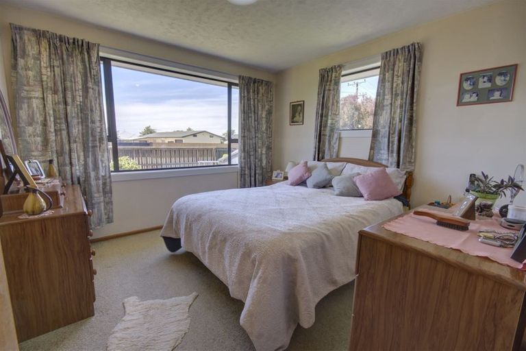 Photo of property in 11 East Belt, Rangiora, 7400