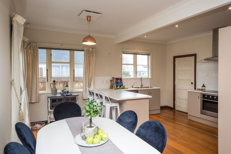 Photo of property in 176 Blenheim Road, Riccarton, Christchurch, 8041