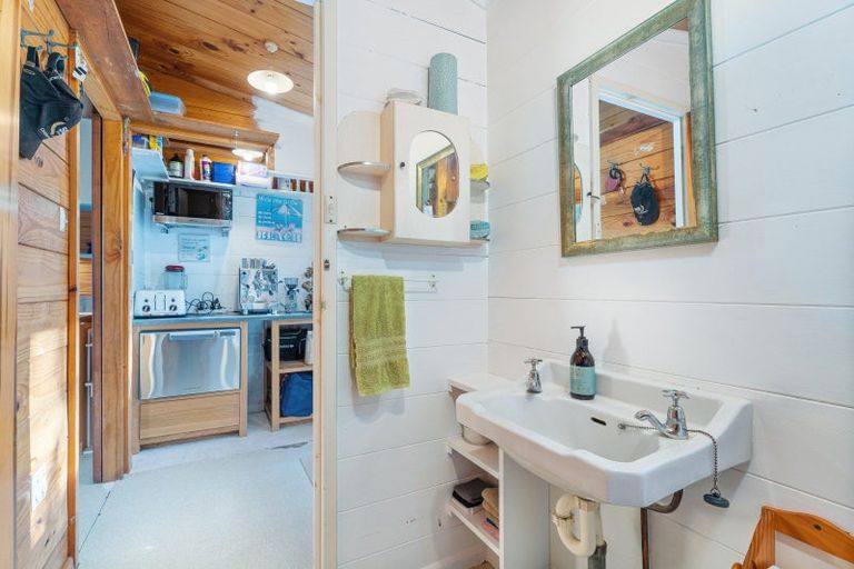 Photo of property in 171 Paku Drive, Tairua, 3508